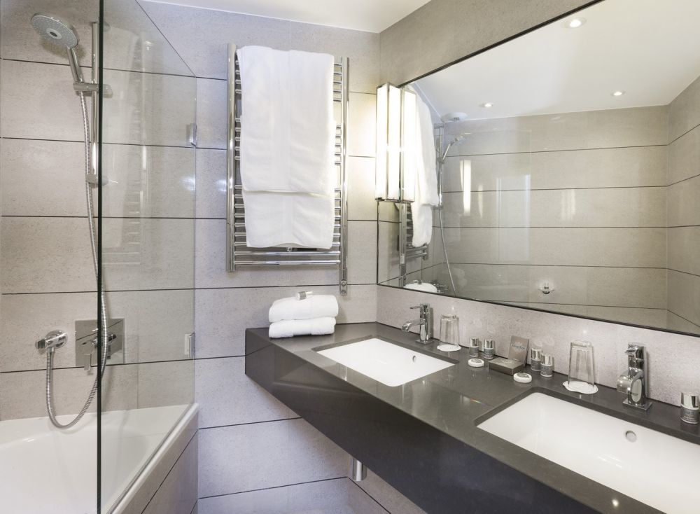 Hotel Balmoral Paris - Bathroom